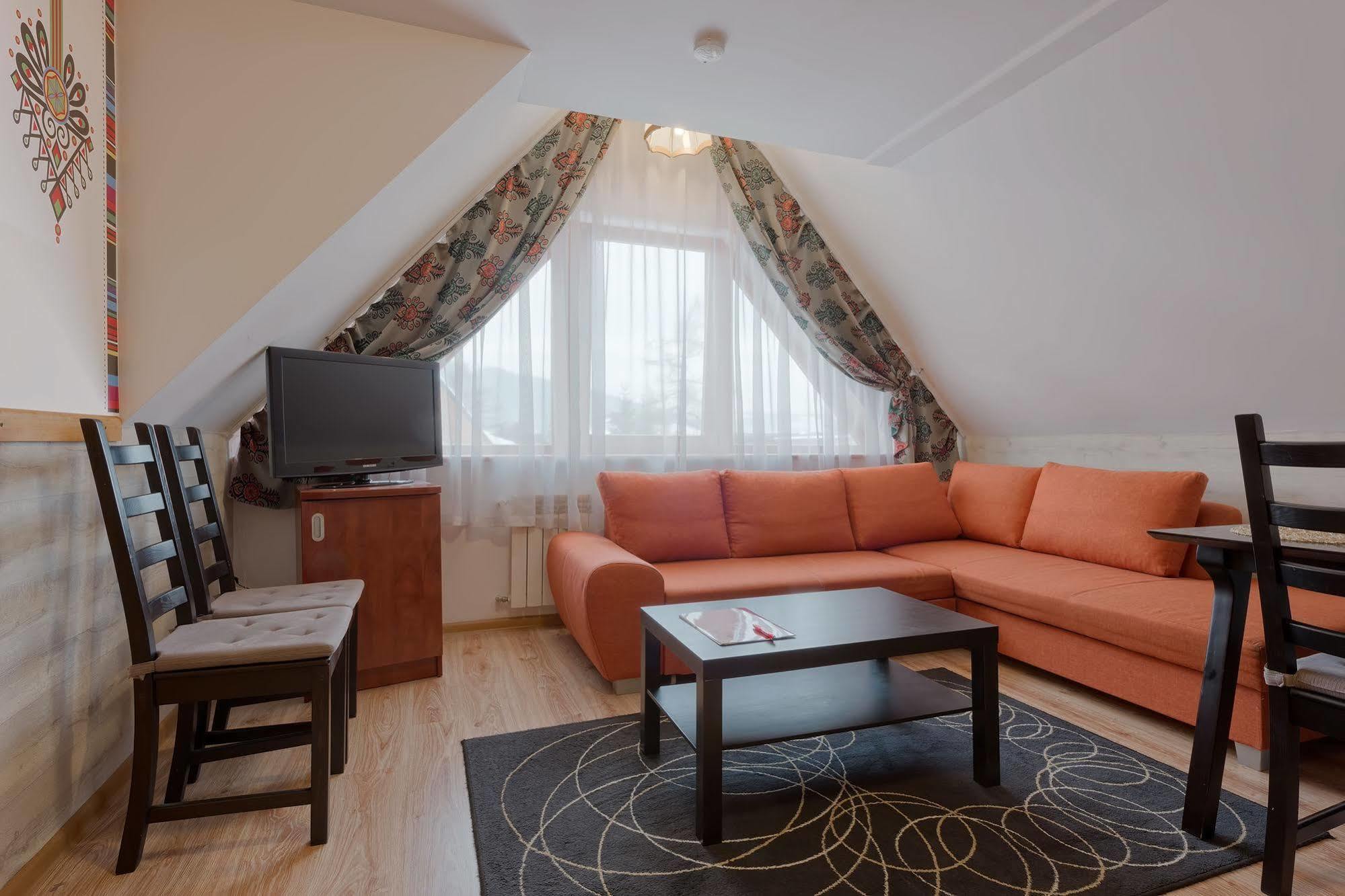 Aparthotel Delta Zakopane Bagian luar foto