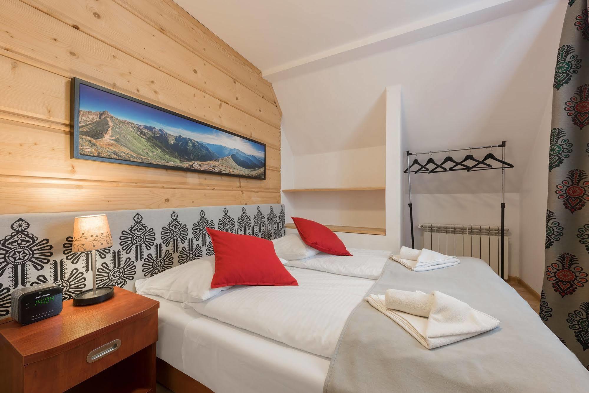 Aparthotel Delta Zakopane Bagian luar foto