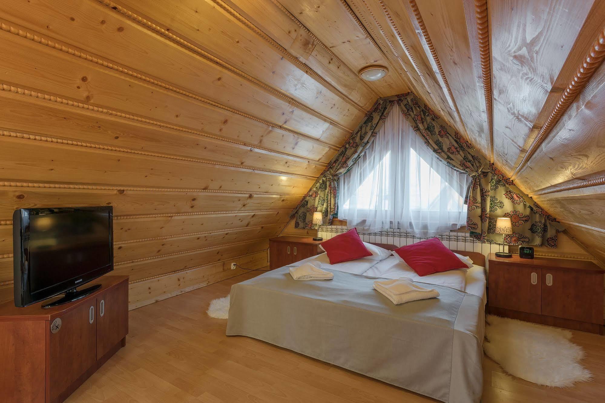 Aparthotel Delta Zakopane Bagian luar foto